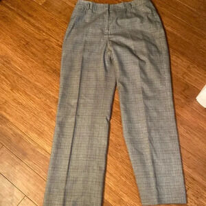 Kasper womens dress pants - patterned - size 8 - great condition - black/white